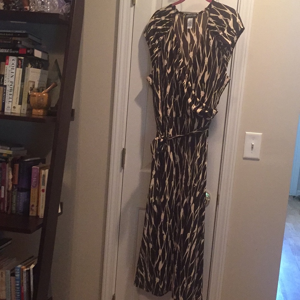Cap sleeve plus size dress